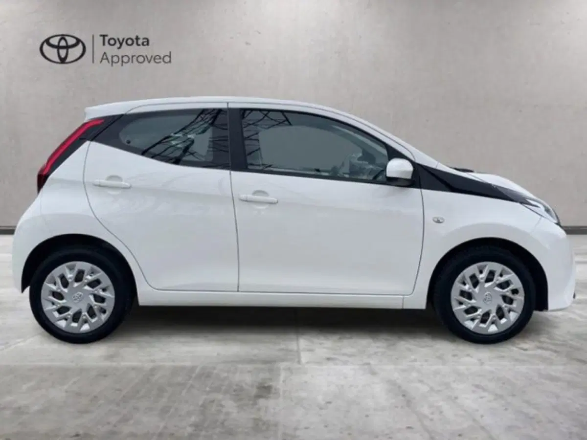 Toyota Aygo usata a Vercelli (4)