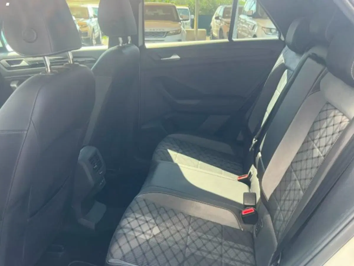 Volkswagen T-Roc usata a Lucca (11)