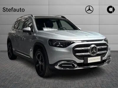 Mercedes-Benz GLB 200 Automatic Sport Plus nuova a Bologna