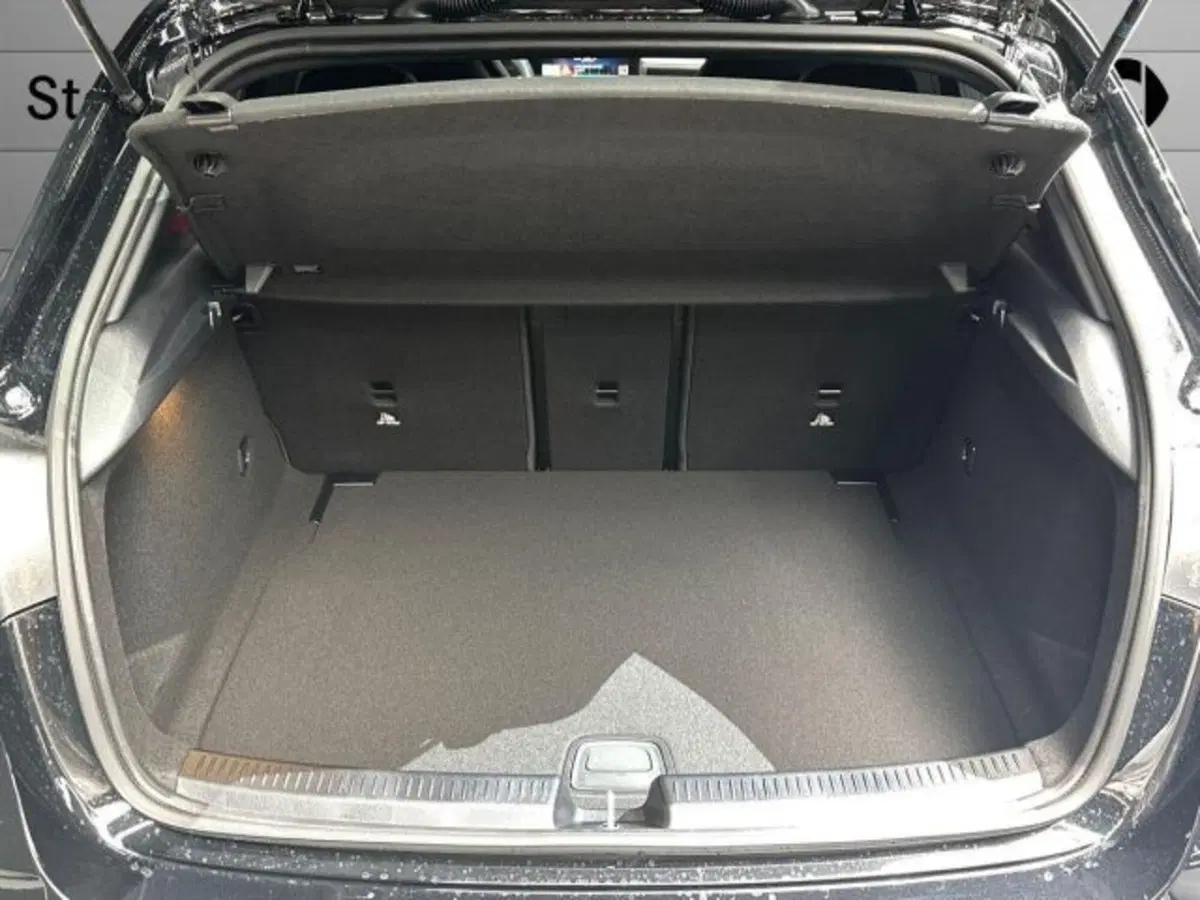 Mercedes-Benz Classe A nuova a Bologna (7)