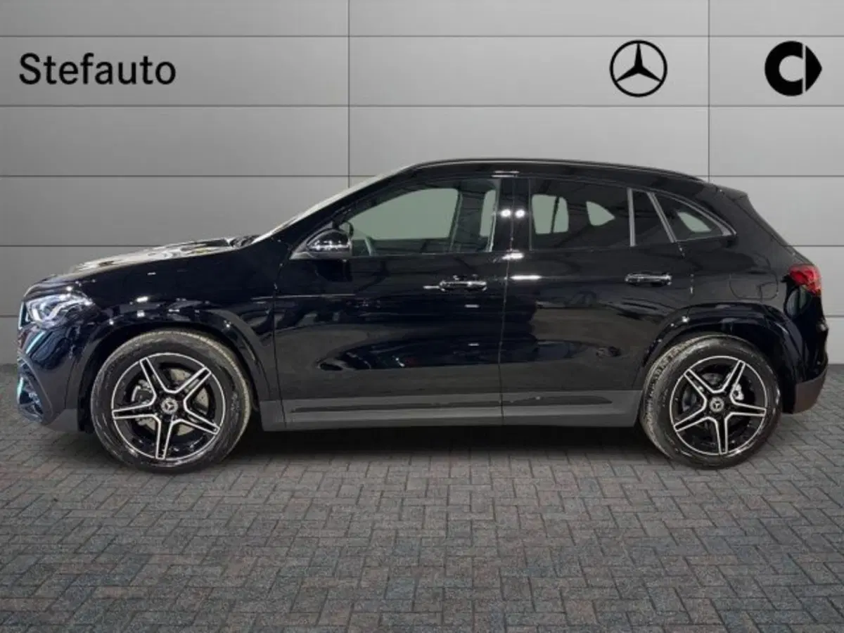 Mercedes-Benz GLA SUV nuova a Bologna (3)