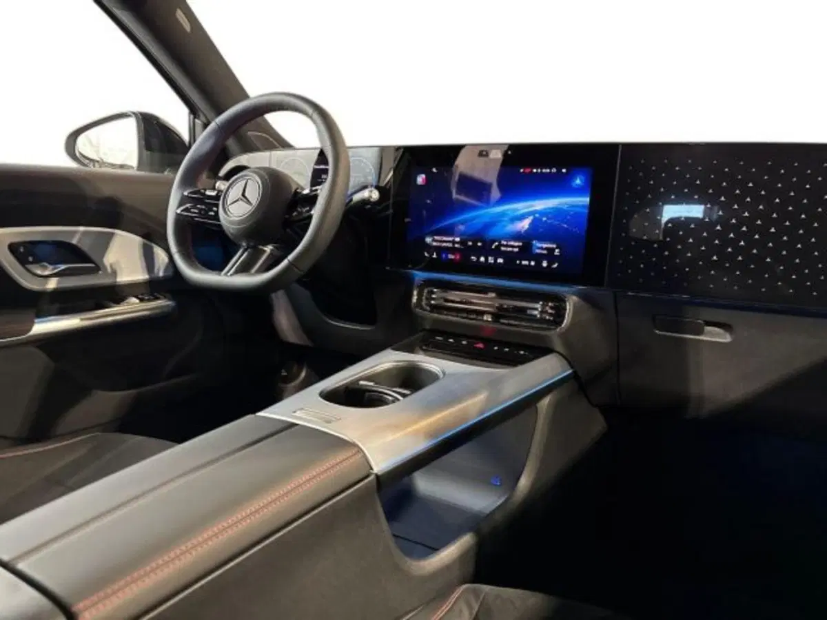 Mercedes-Benz GLB nuova a Bologna (15)