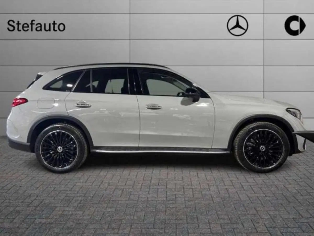 Mercedes-Benz GLC nuova a Bologna (2)