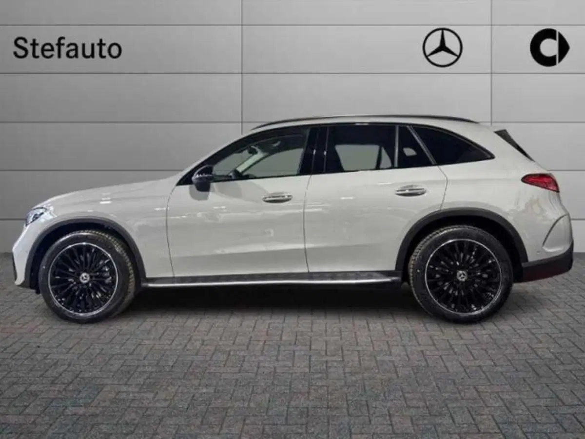 Mercedes-Benz GLC nuova a Bologna (3)