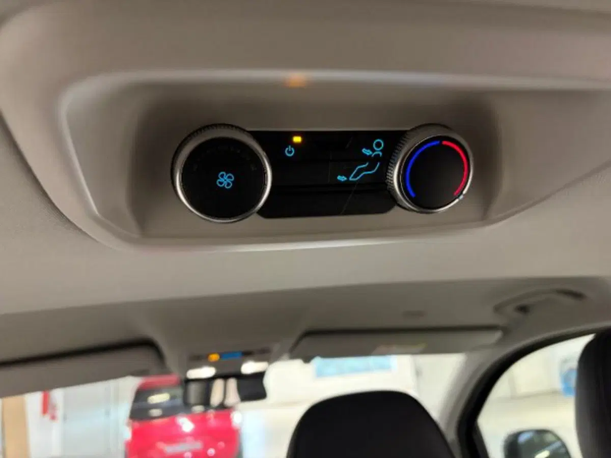 Ford Tourneo Custom nuova a Cuneo (13)