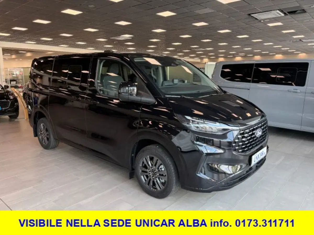 Ford Tourneo Custom nuova a Cuneo (2)