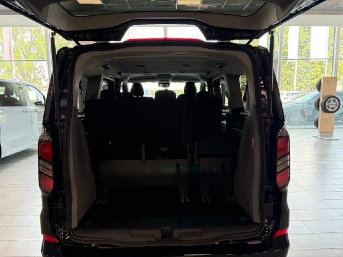 Ford Tourneo Custom nuova a Cuneo (7)