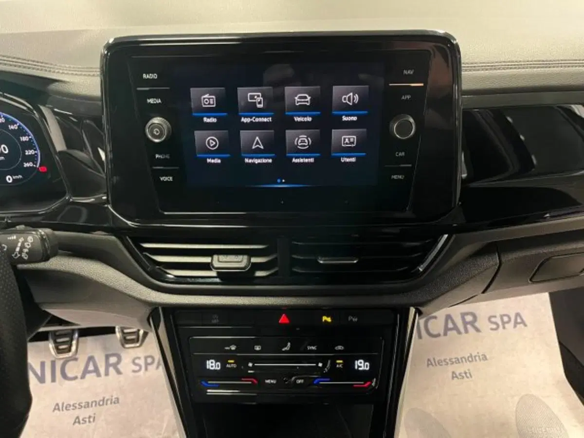 Volkswagen T-Roc usata a Cuneo (10)