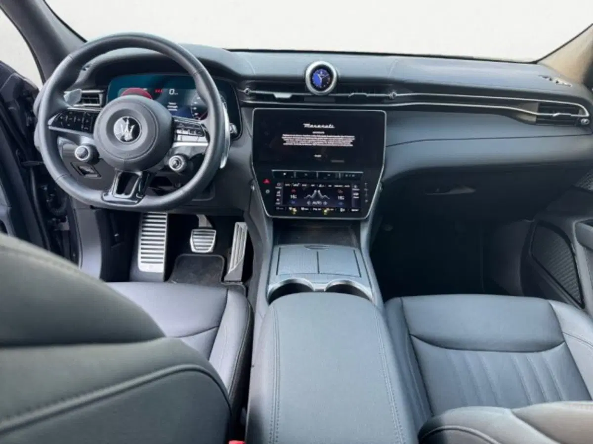 Maserati Grecale usata a Treviso (10)