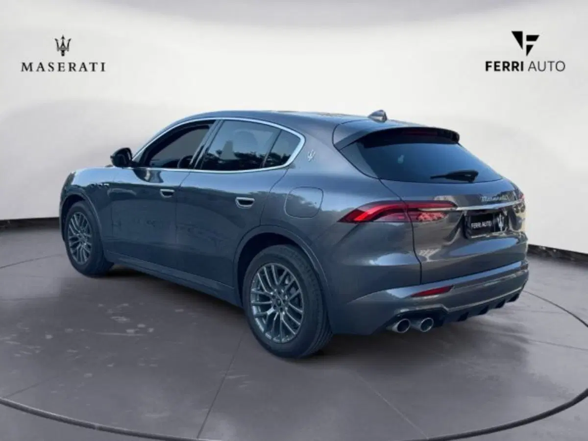 Maserati Grecale usata a Treviso (7)