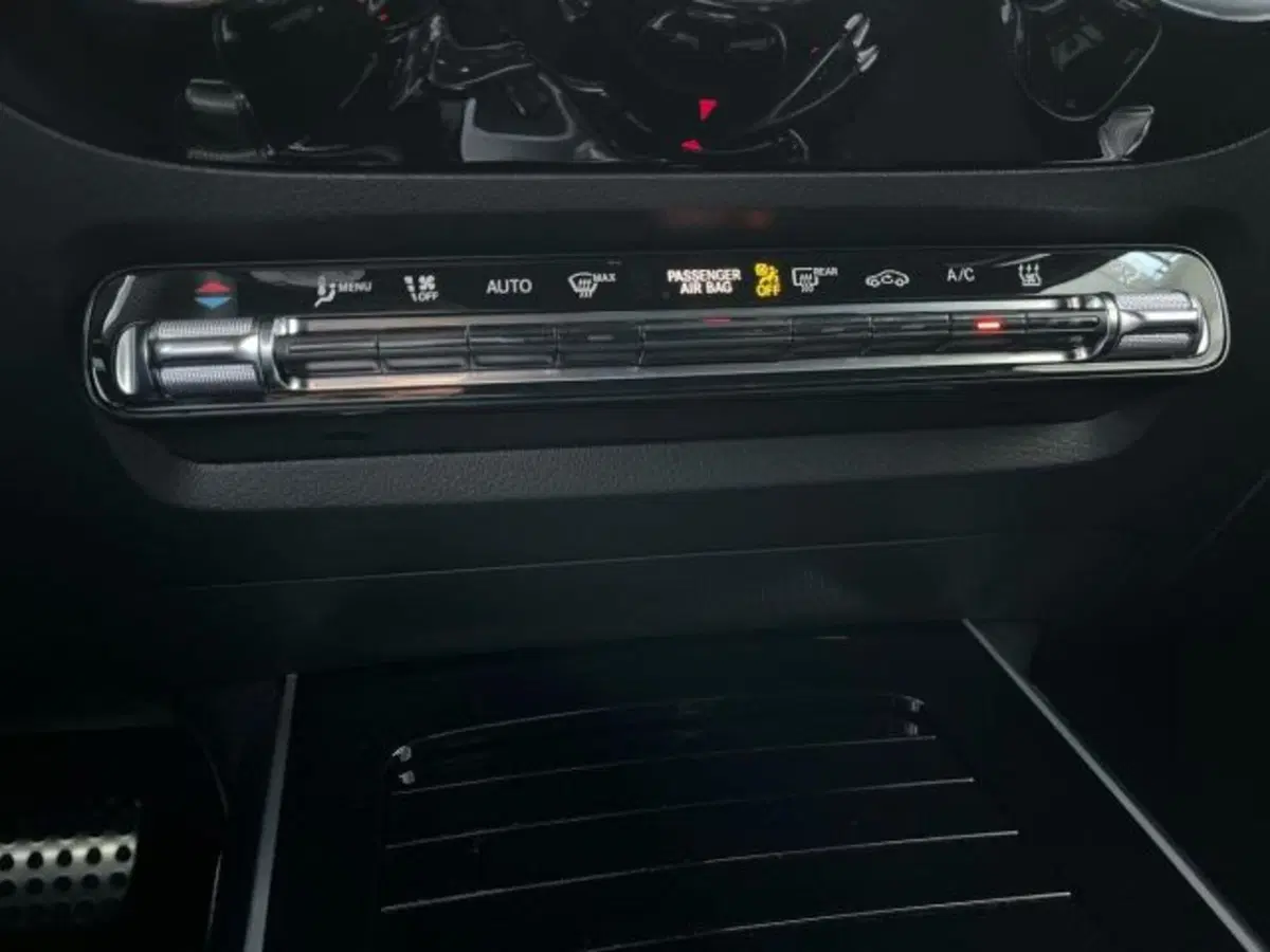 Mercedes-Benz GLA SUV usata a Verona (14)