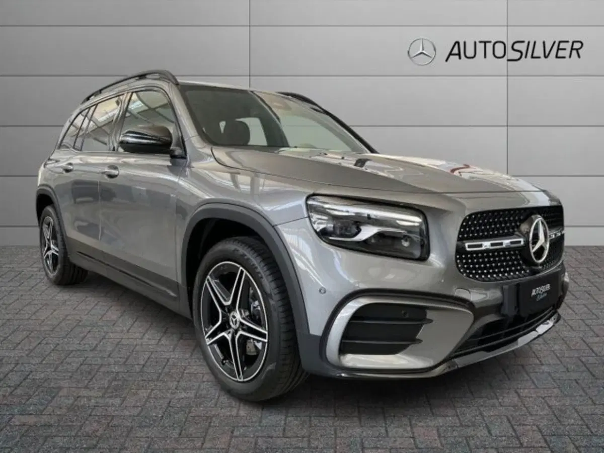 Mercedes-Benz GLB nuova a Verona