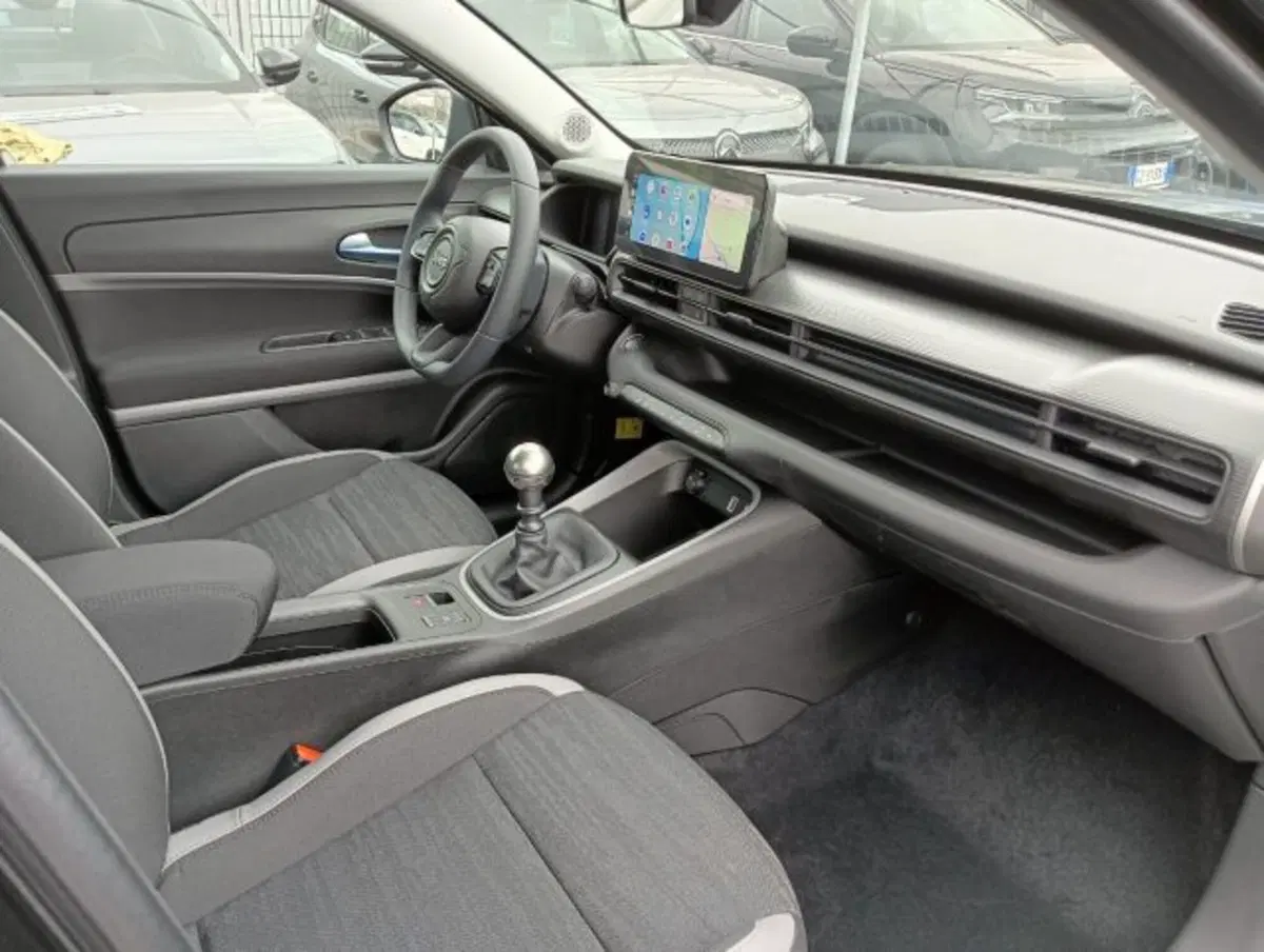 Jeep Avenger nuova a Brescia (19)