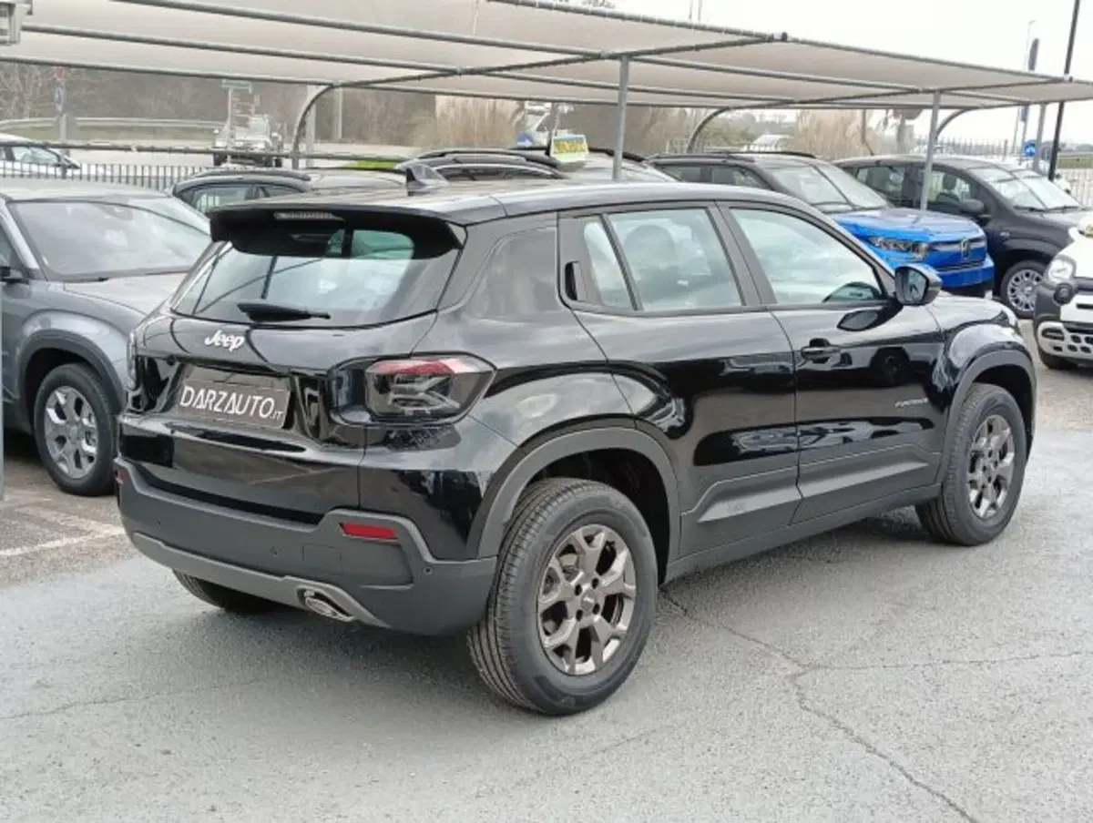 Jeep Avenger nuova a Brescia (5)