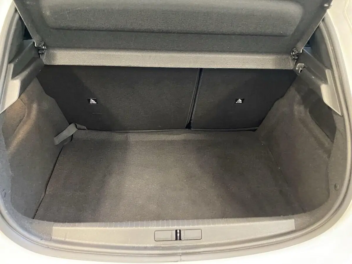 Peugeot 208 usata a Torino (9)