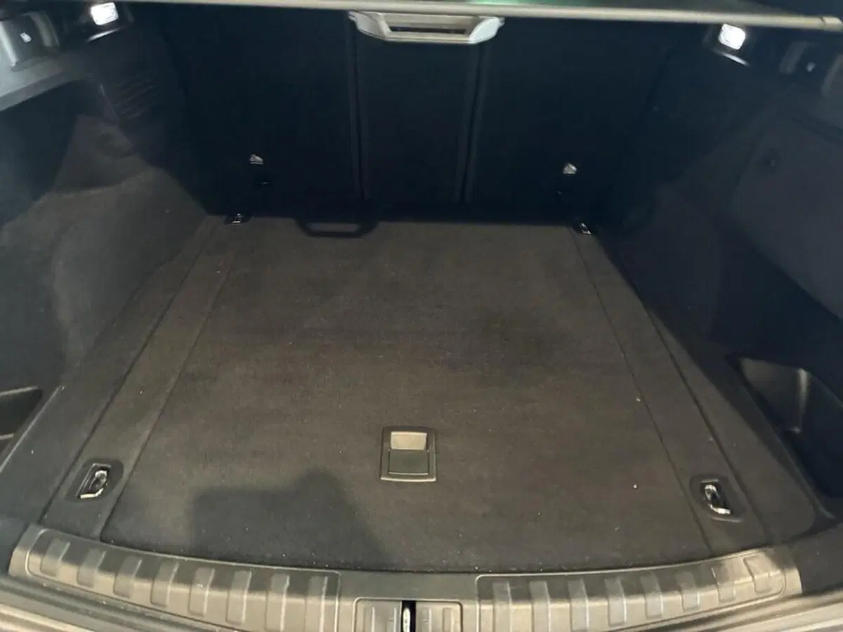 Alfa Romeo Stelvio usata a Torino (9)