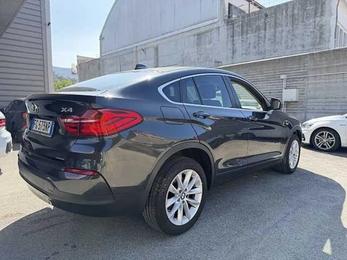 BMW X4 usata a Genova (3)