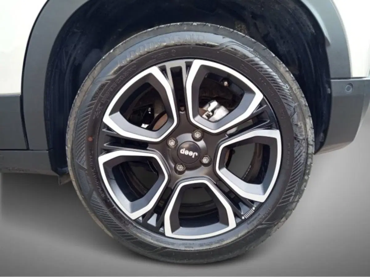 Jeep Avenger usata a Frosinone (8)