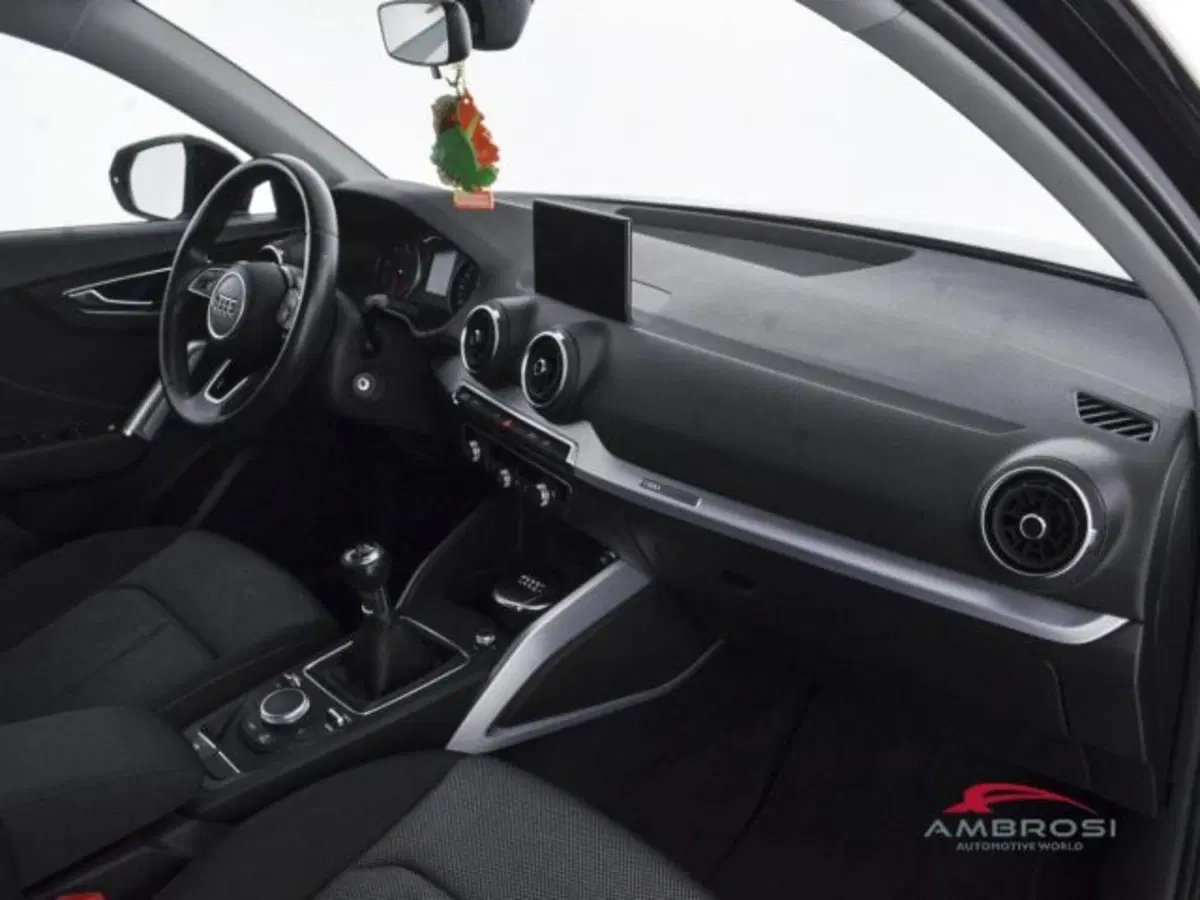 Audi Q2 usata a Perugia (12)