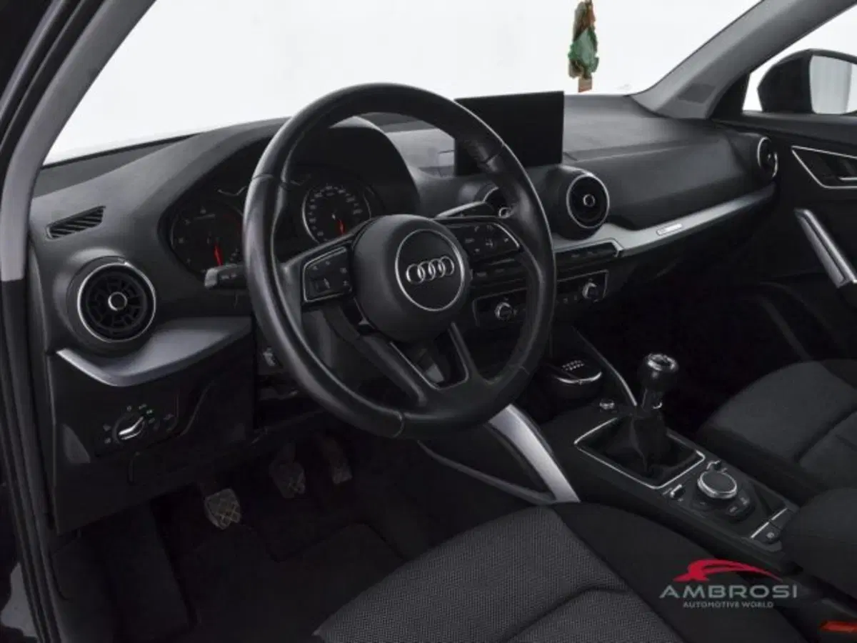 Audi Q2 usata a Perugia (8)