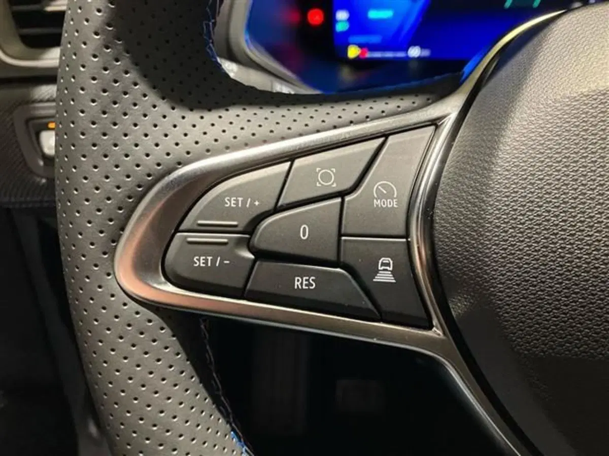 Renault Symbioz nuova a Como (18)