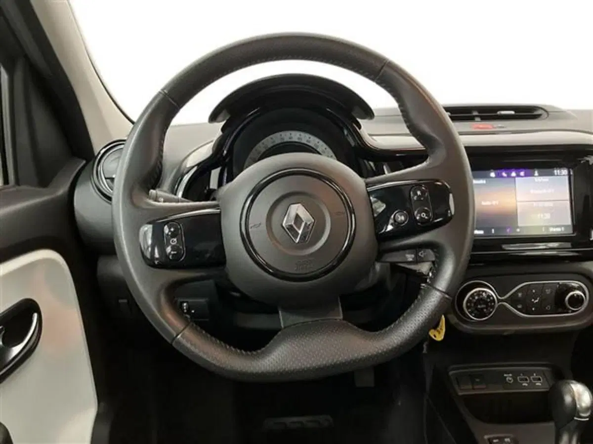 Renault Twingo usata a Como (18)