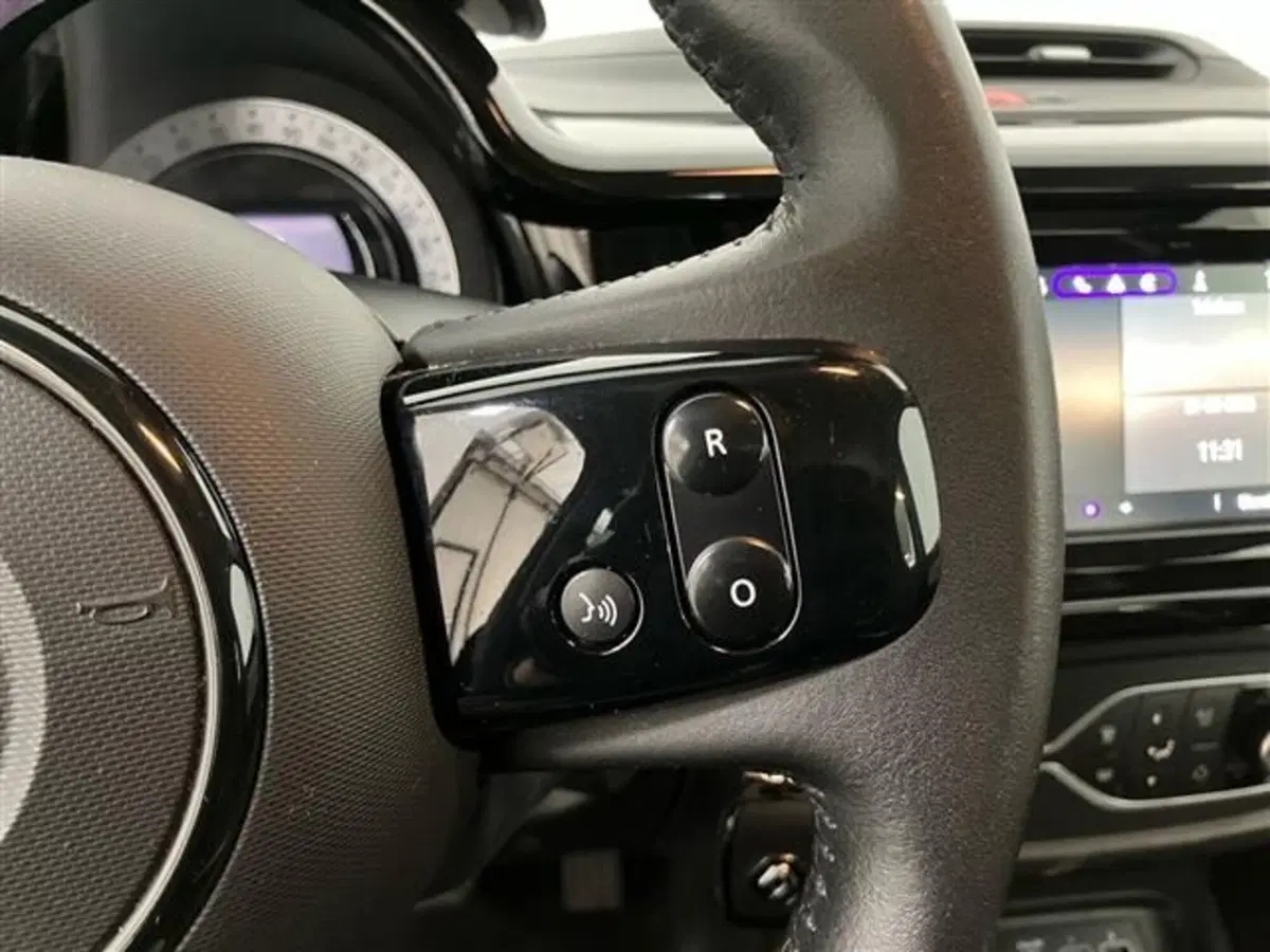 Renault Twingo usata a Como (20)