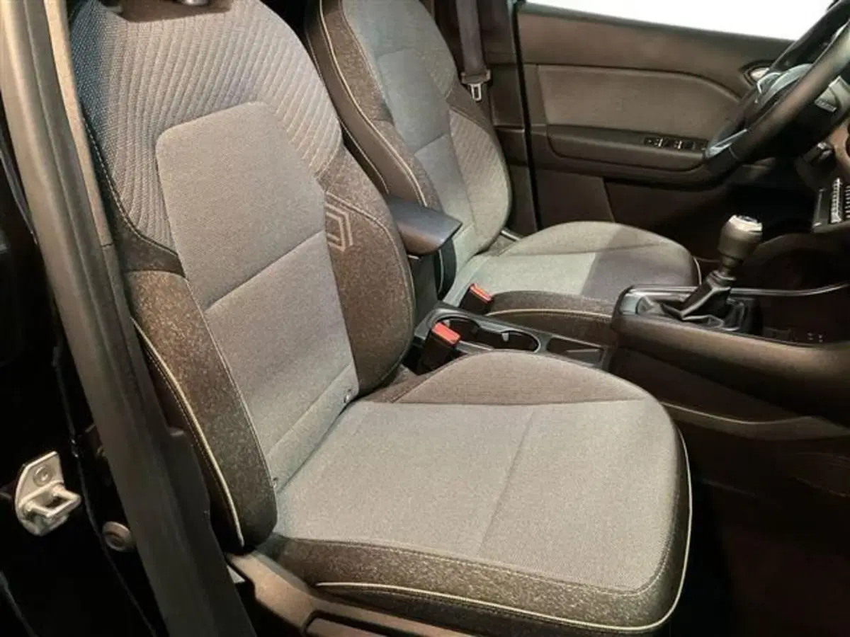 Renault Captur usata a Como (11)