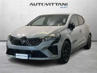 Renault Clio 1.6 full hybrid esprit Alpine 145cv del 2024 usata a Como