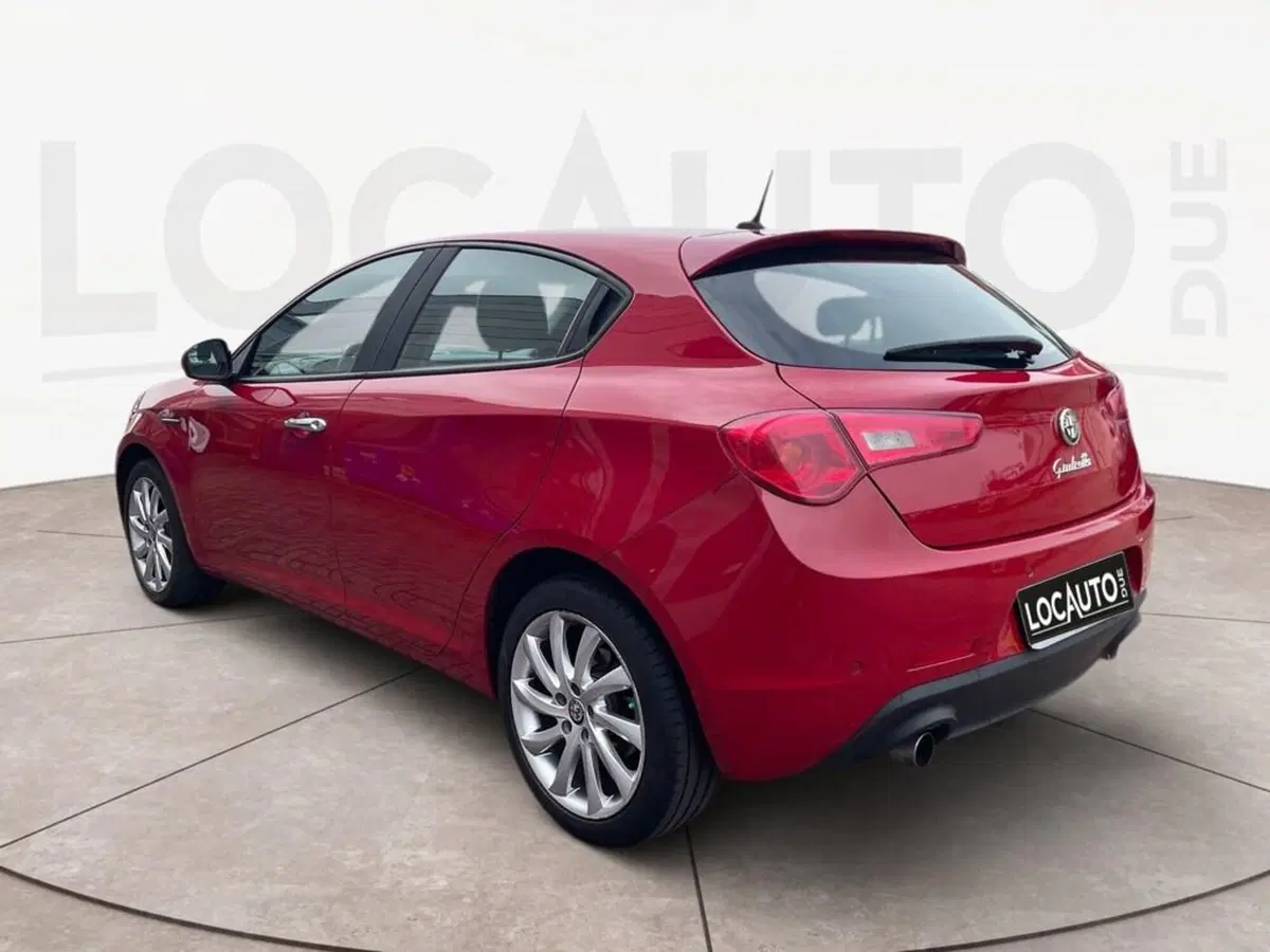 Alfa Romeo Giulietta usata a Torino (4)