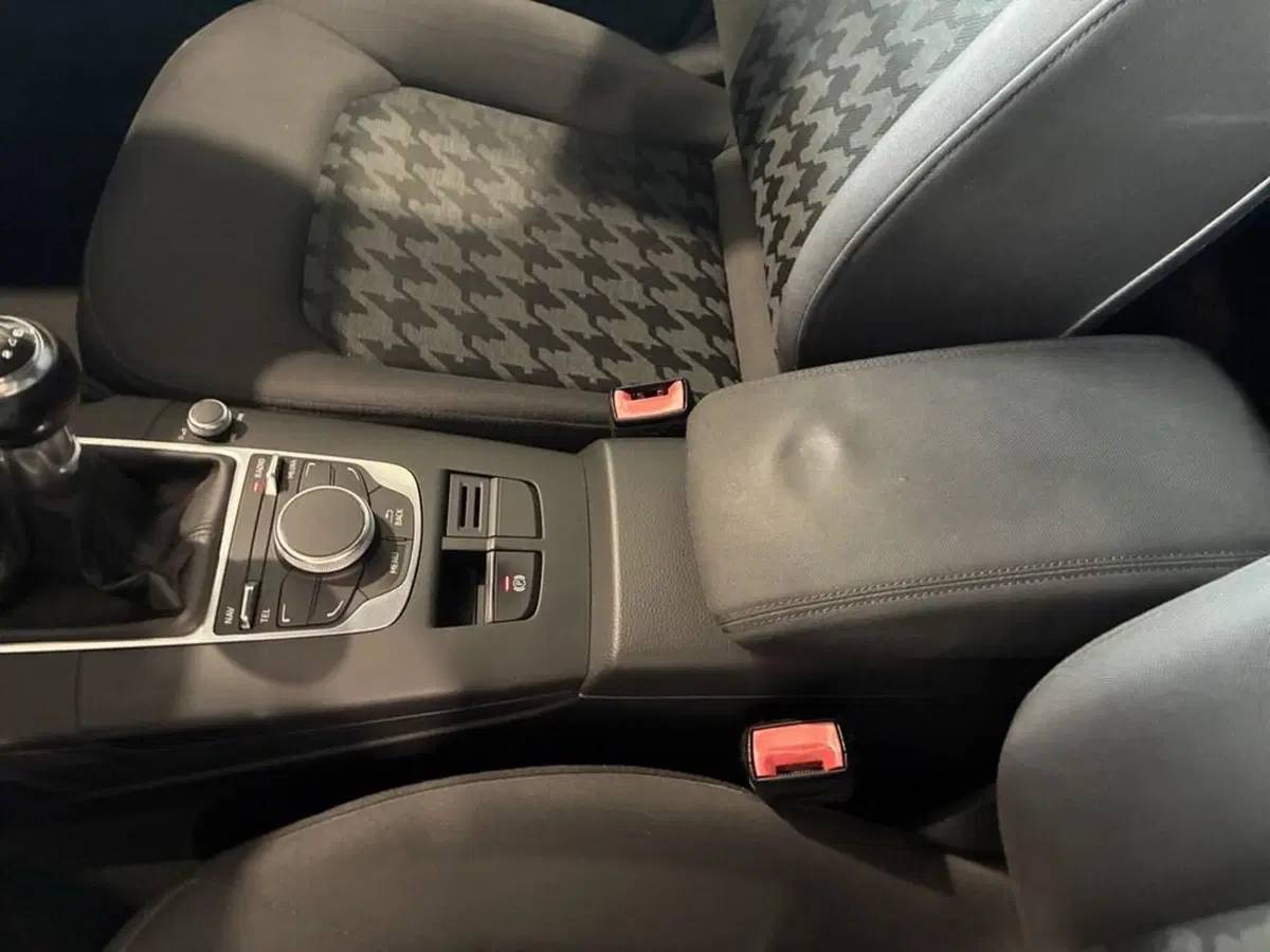 Audi A3 Sportback usata a Torino (12)