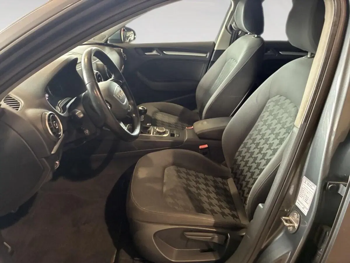 Audi A3 Sportback usata a Torino (6)