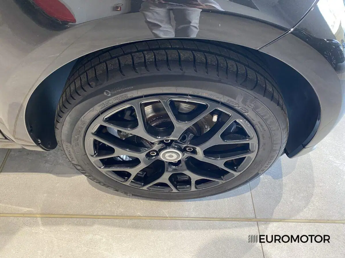 smart Fortwo usata a Bari (4)