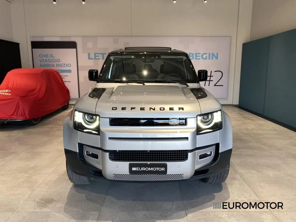 Land Rover Defender usata a Bari (2)