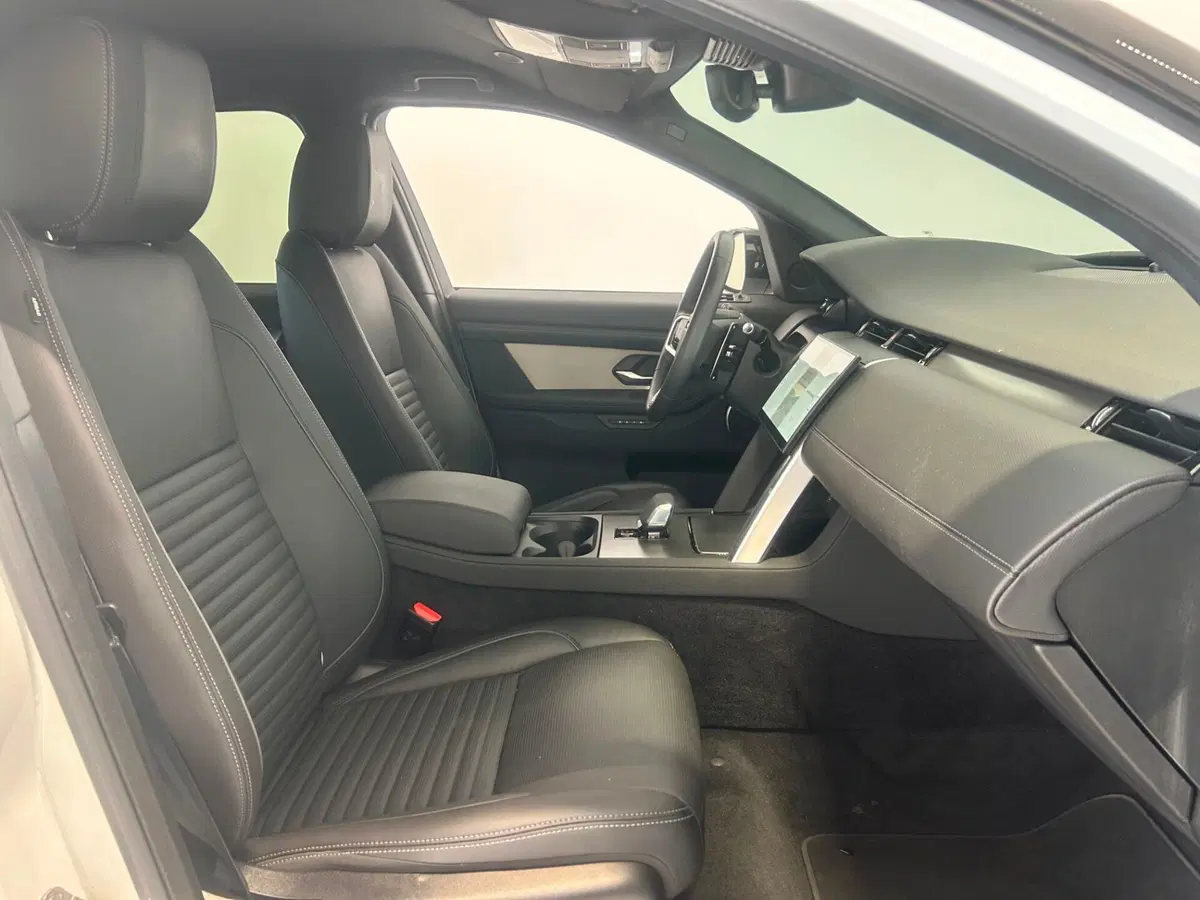 Land Rover Discovery Sport usata a Napoli (3)