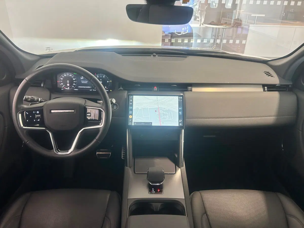 Land Rover Discovery Sport usata a Napoli (4)