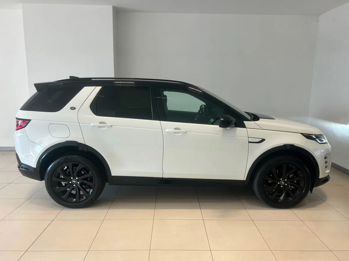 Land Rover Discovery Sport usata a Napoli (6)