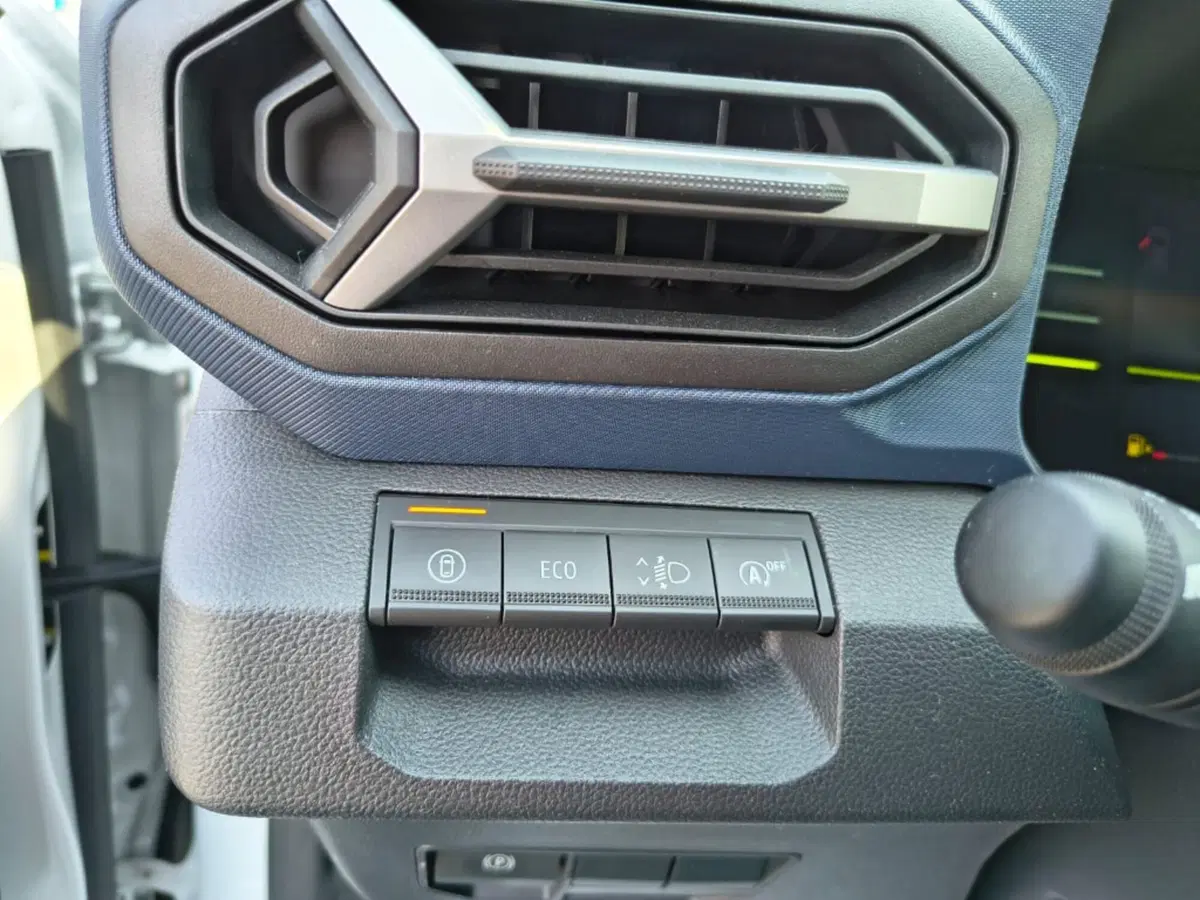 Dacia Duster usata a Firenze (17)