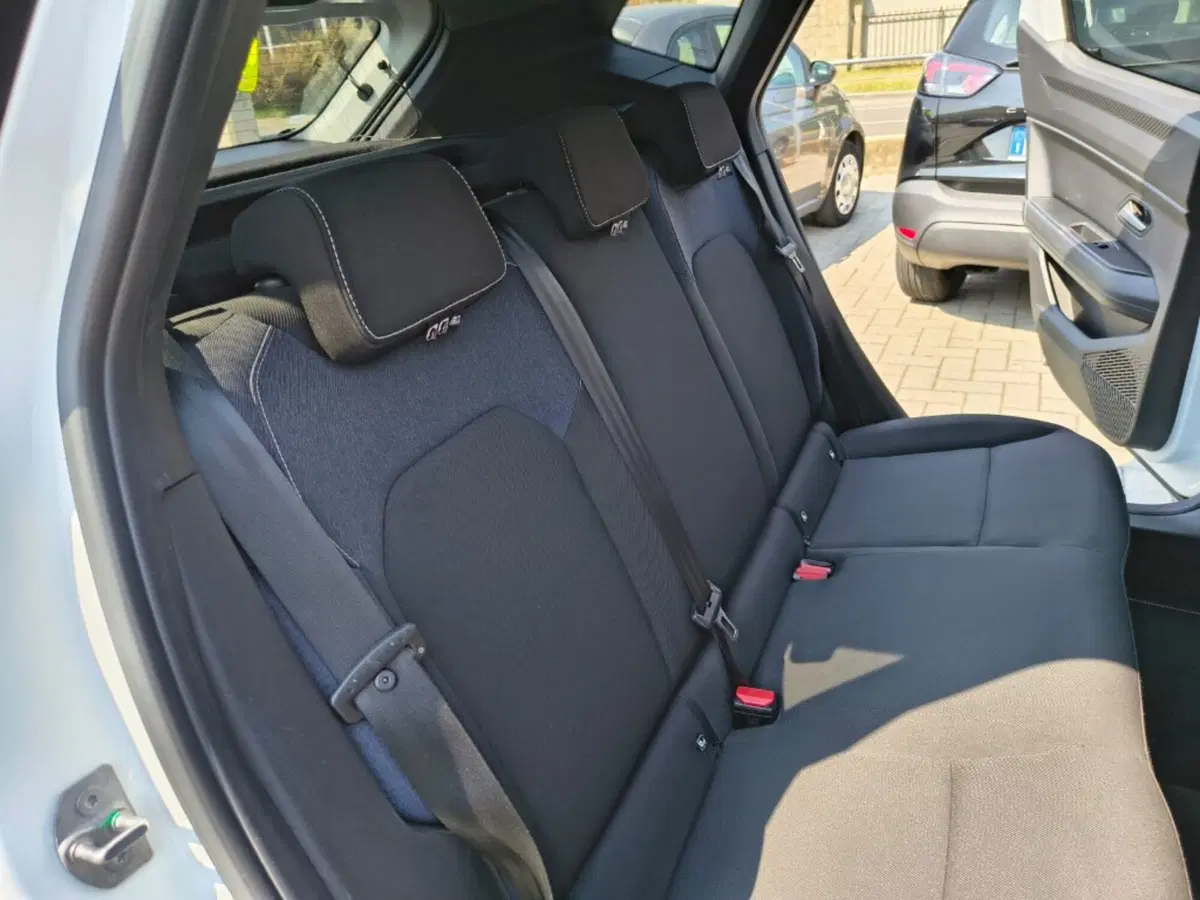 Dacia Duster usata a Firenze (18)