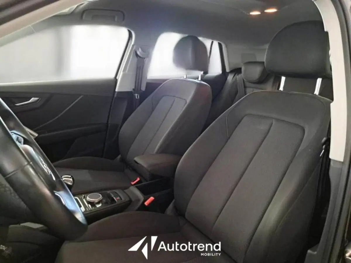 Audi Q2 usata a Bari (16)