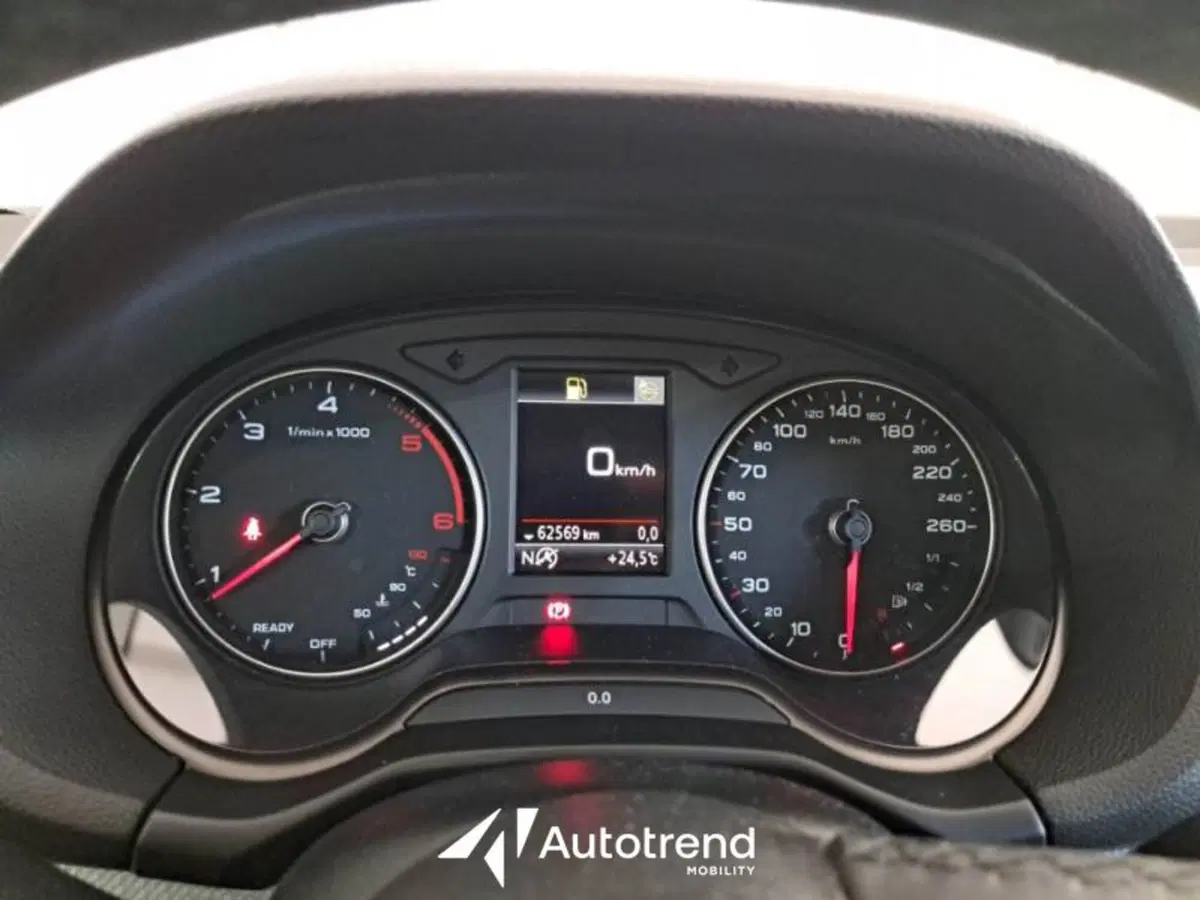 Audi Q2 usata a Bari (19)