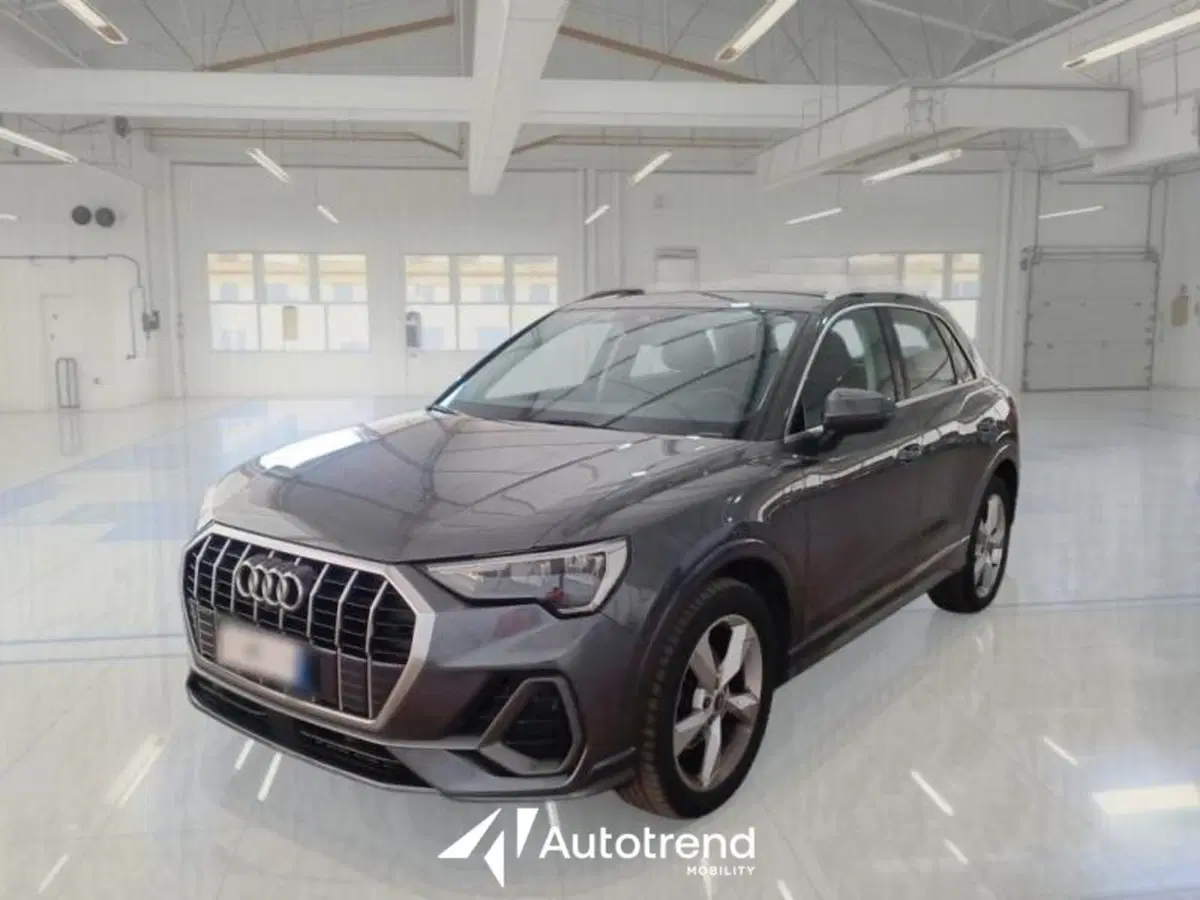 Audi Q3 usata a Bari (11)