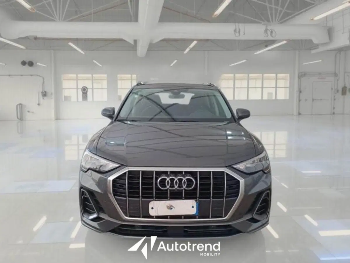 Audi Q3 usata a Bari (13)