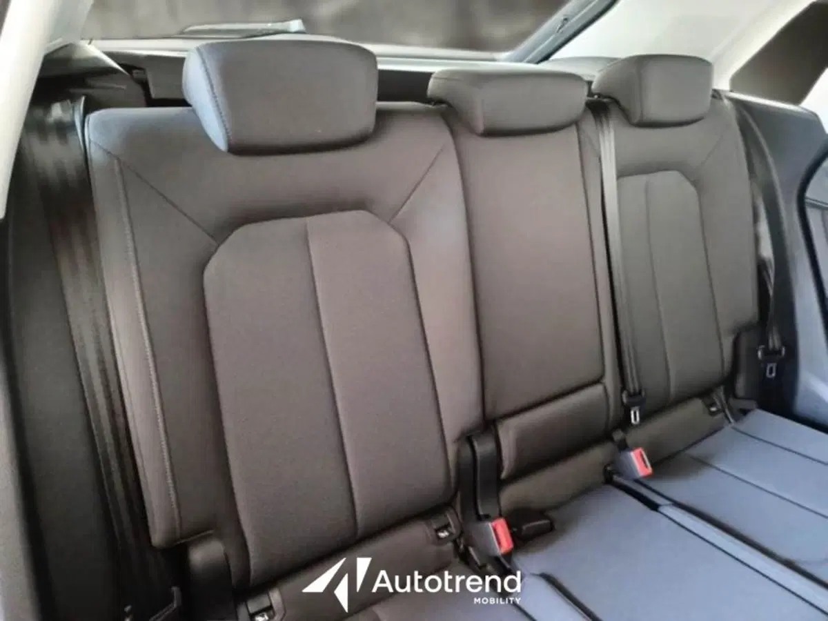 Audi Q3 usata a Bari (8)