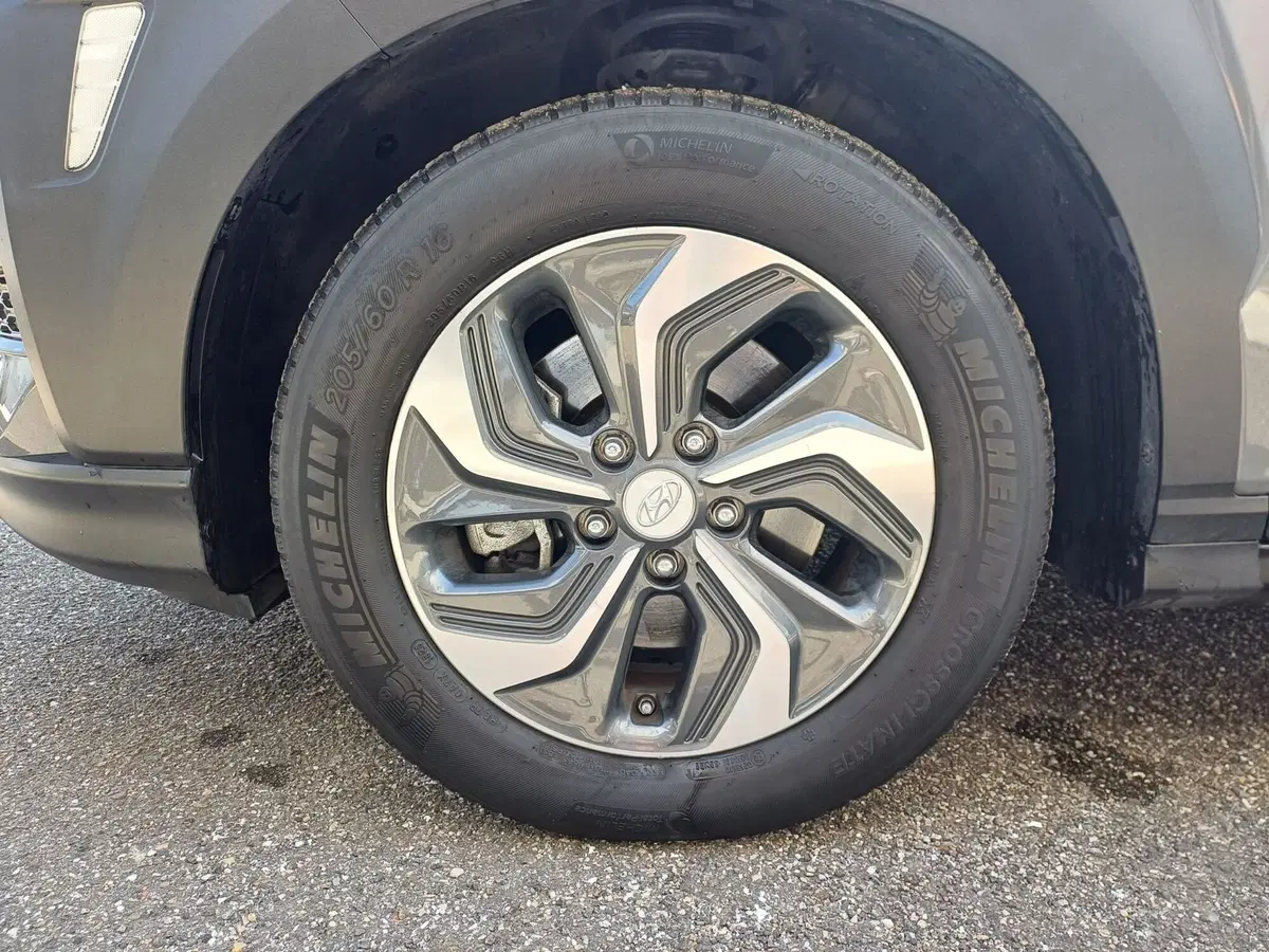 Hyundai Kona usata a Alessandria (15)