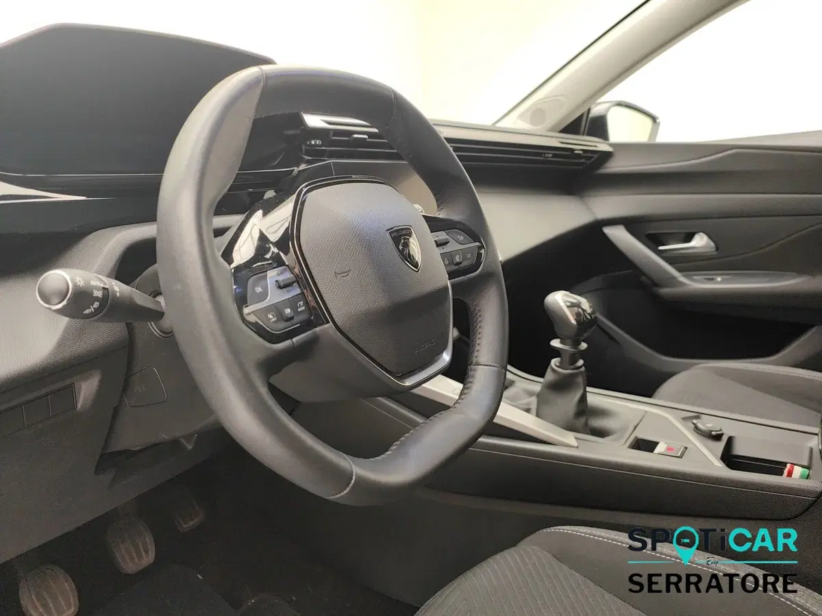 Peugeot 308 usata a Como (9)