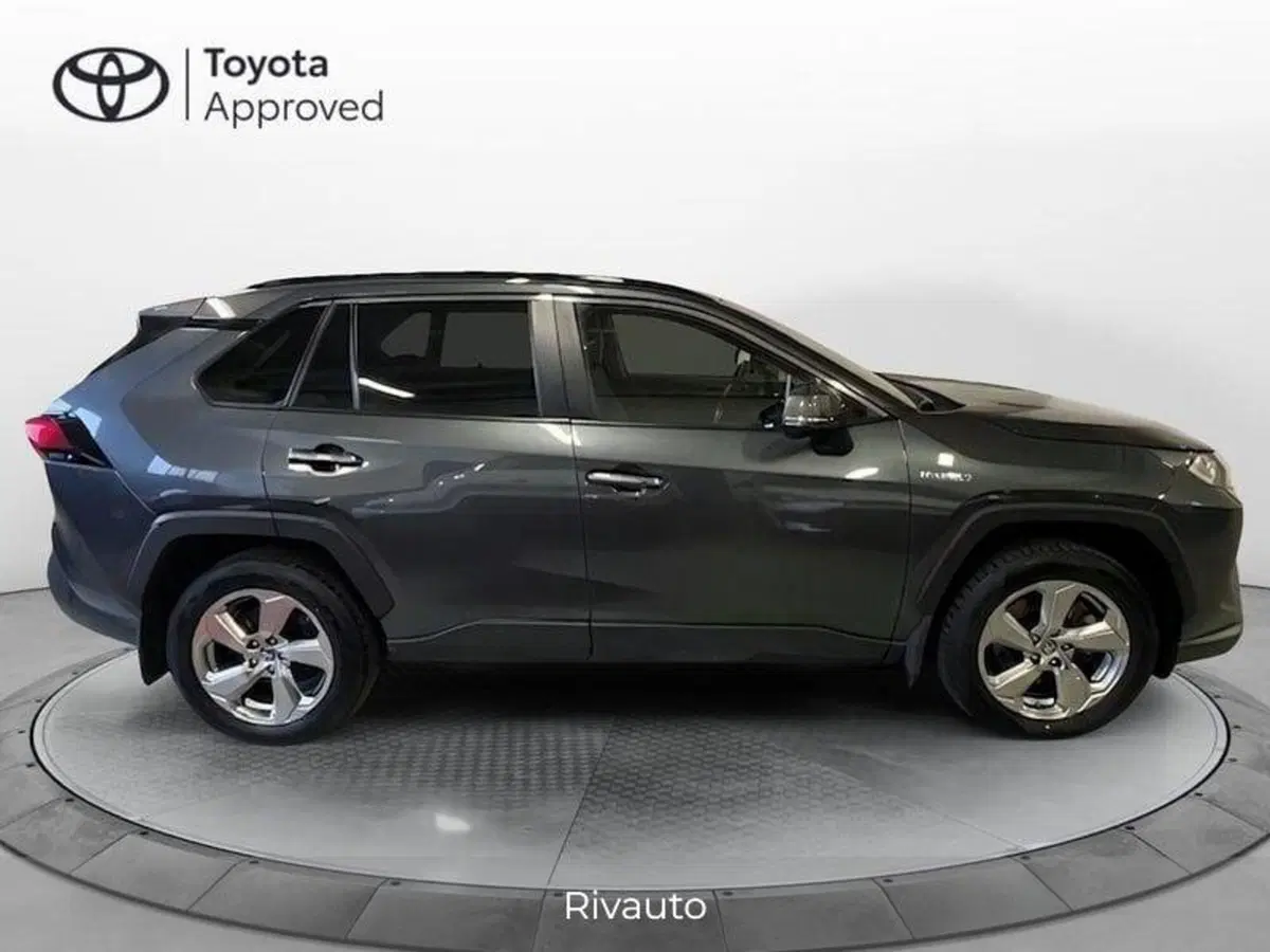 Toyota Rav4 usata a Como (12)