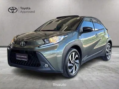 Toyota Aygo X 1.0 Trend Air 72cv s-cvt del 2023 usata a Como