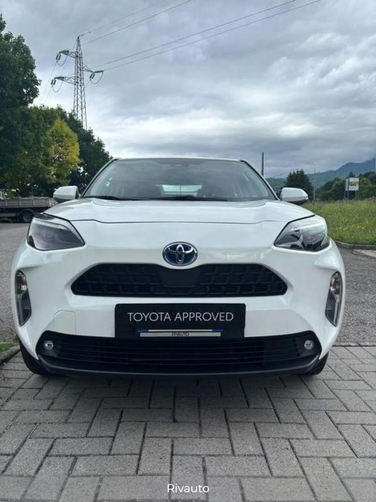 Toyota Yaris Cross usata a Como (3)