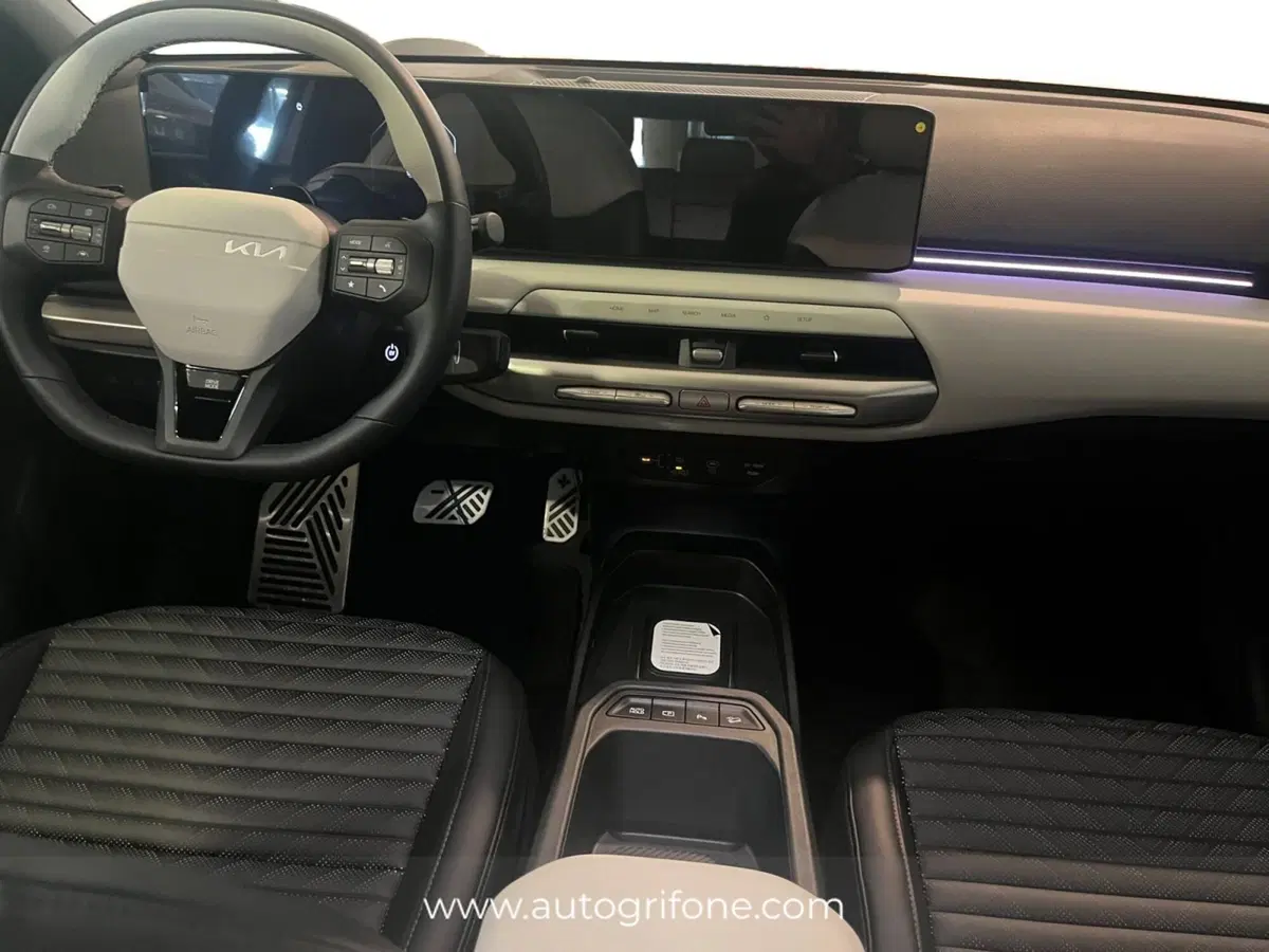 Kia EV4 nuova a Modena (12)